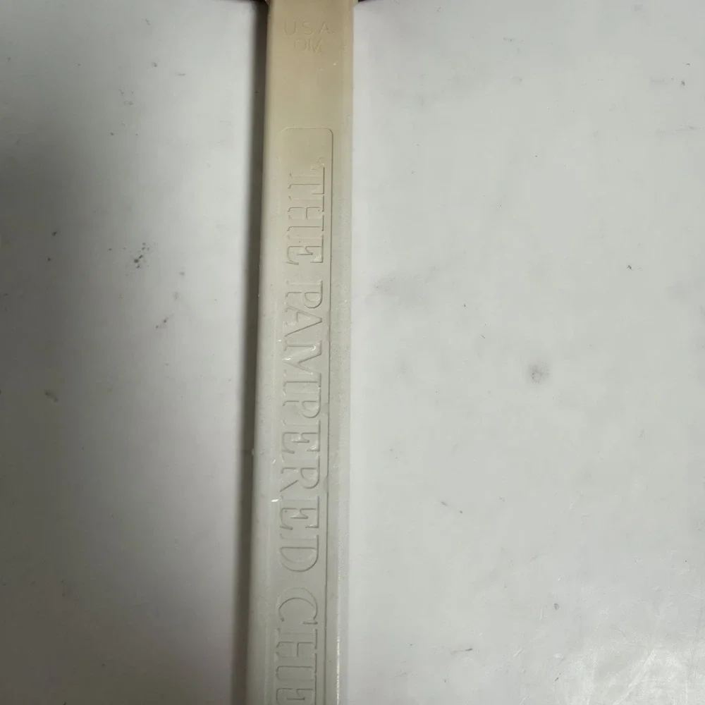 Vintage Pampered Chef Silicone Scraper Spatula Cranberry Red White Made in USA
